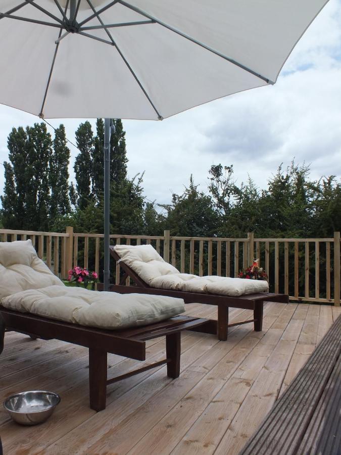 Country B&B Saint-Pierre-d'Eyraud Buitenkant foto