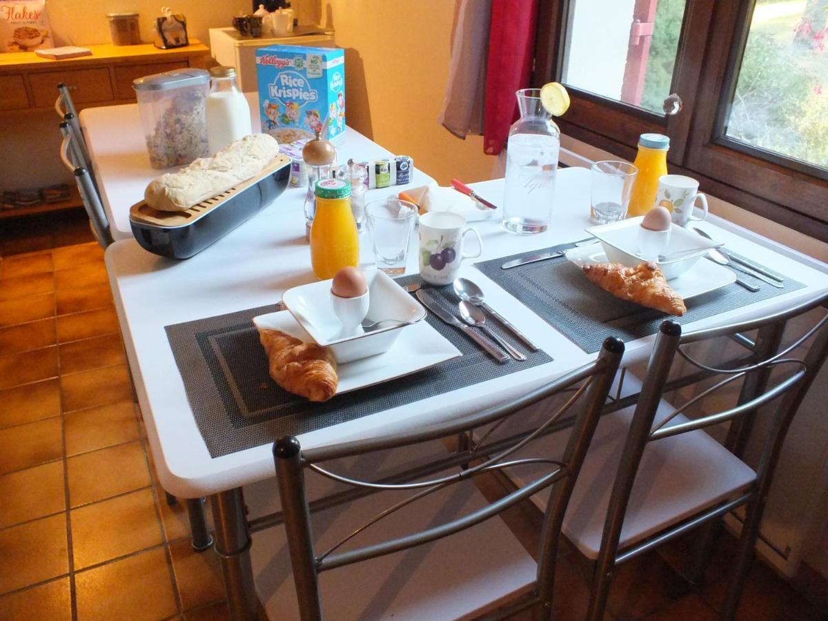 Country B&B Saint-Pierre-d'Eyraud Buitenkant foto